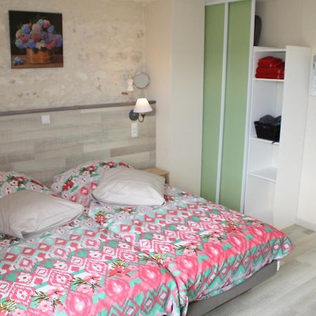 La Perle Du Lot Bed and Breakfast Castelnau-Montratier Εξωτερικό φωτογραφία
