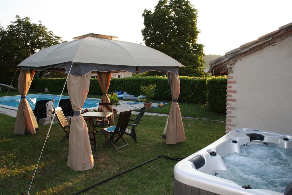 La Perle Du Lot Bed and Breakfast Castelnau-Montratier Εξωτερικό φωτογραφία