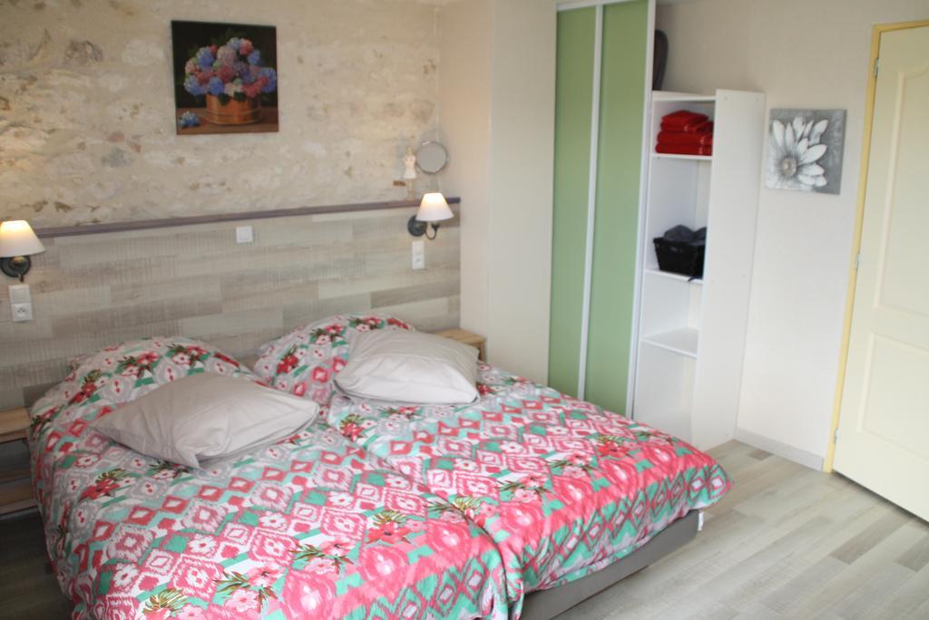La Perle Du Lot Bed and Breakfast Castelnau-Montratier Εξωτερικό φωτογραφία